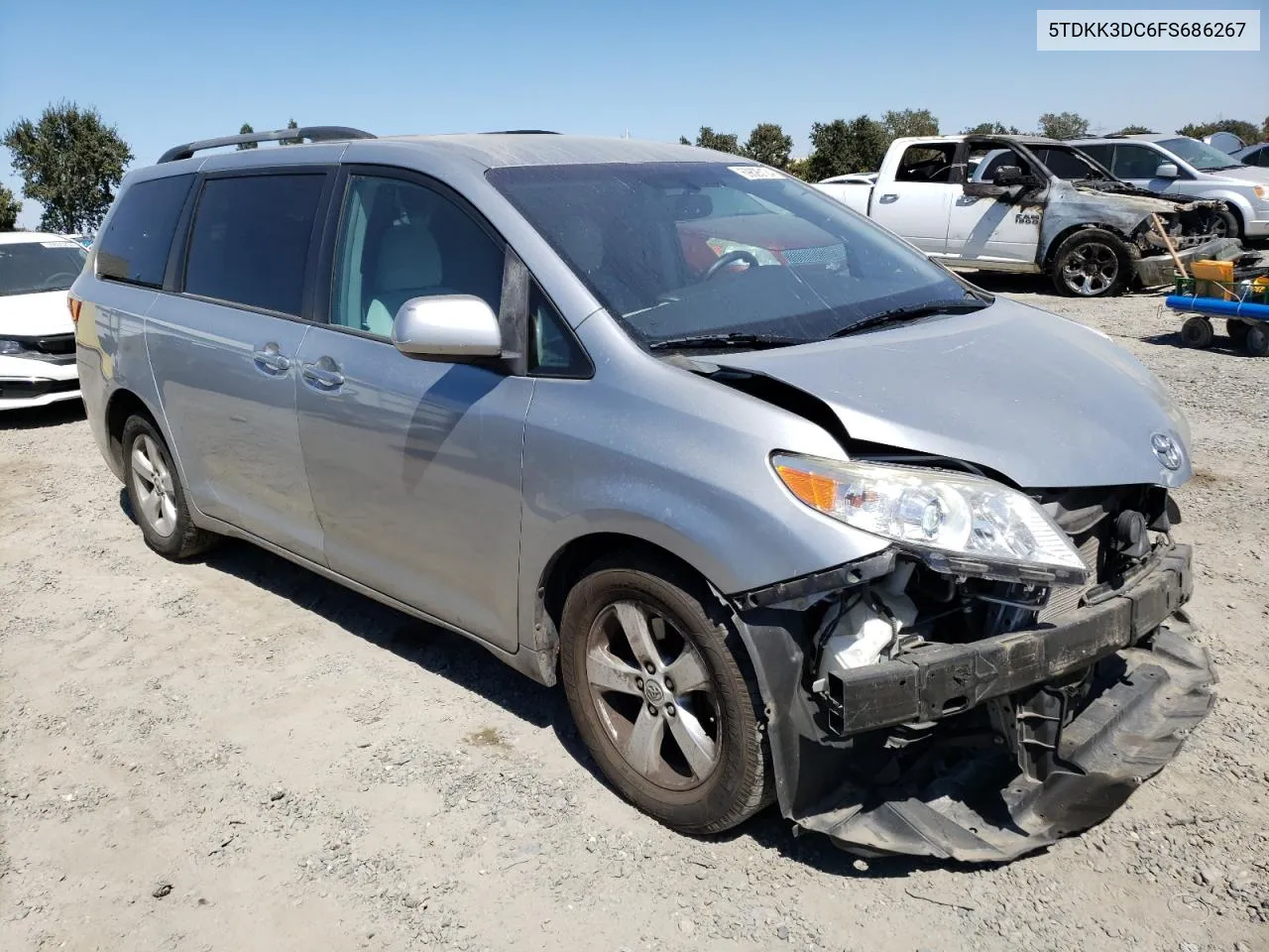 2015 Toyota Sienna Le VIN: 5TDKK3DC6FS686267 Lot: 69826124