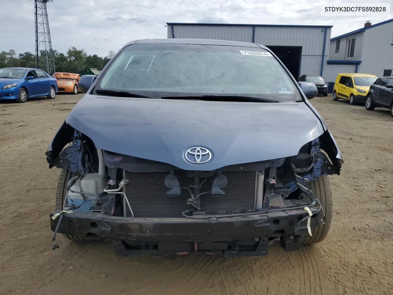 5TDYK3DC7FS592828 2015 Toyota Sienna Xle