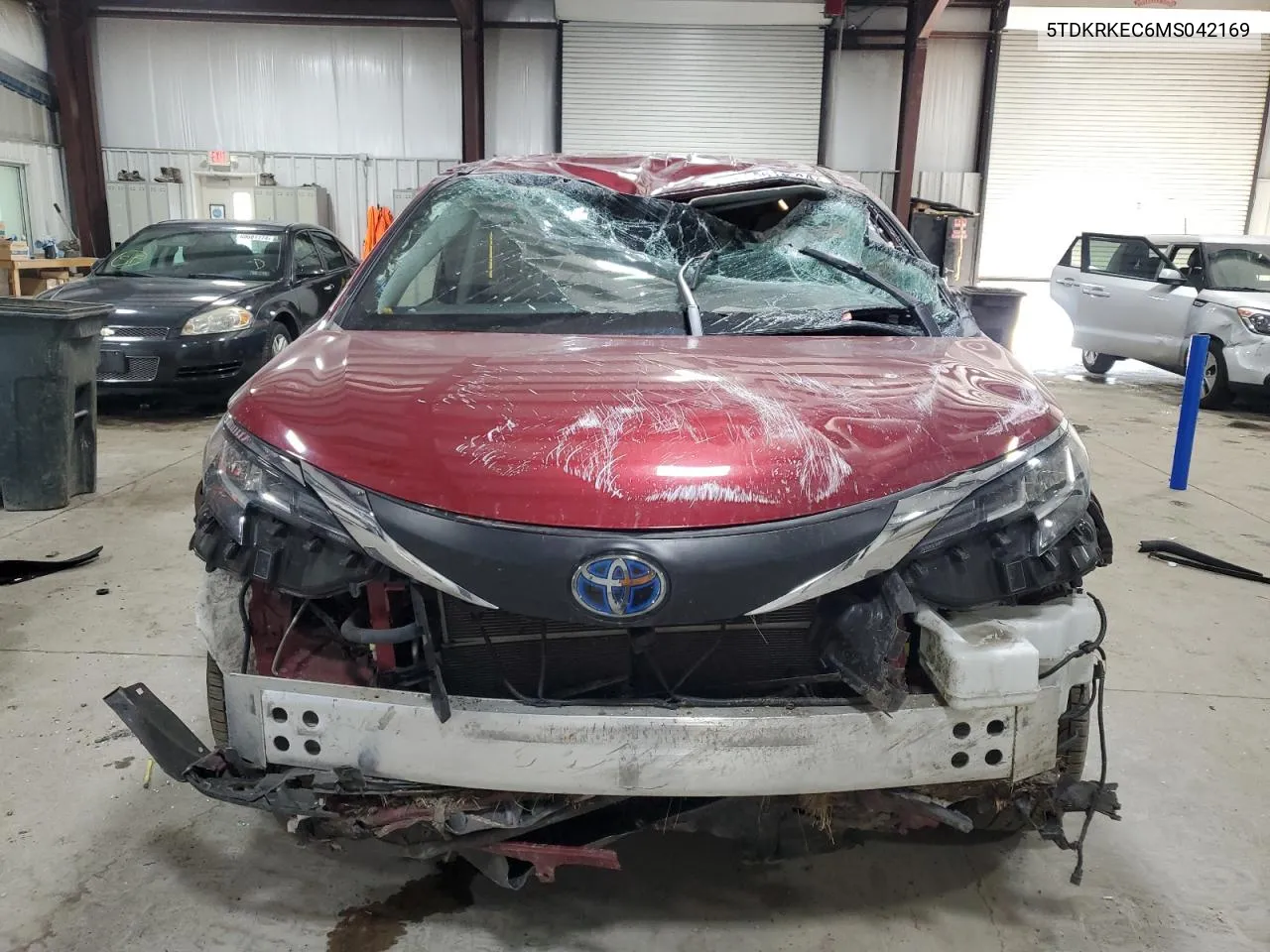 5TDKRKEC6MS042169 2021 Toyota Sienna Le