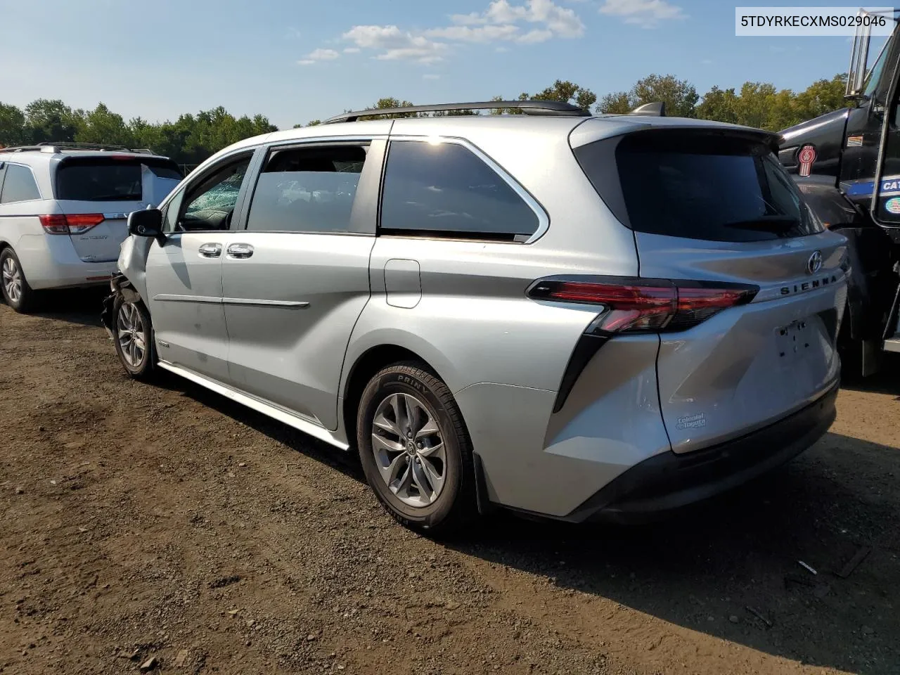 2021 Toyota Sienna Xle VIN: 5TDYRKECXMS029046 Lot: 70194054