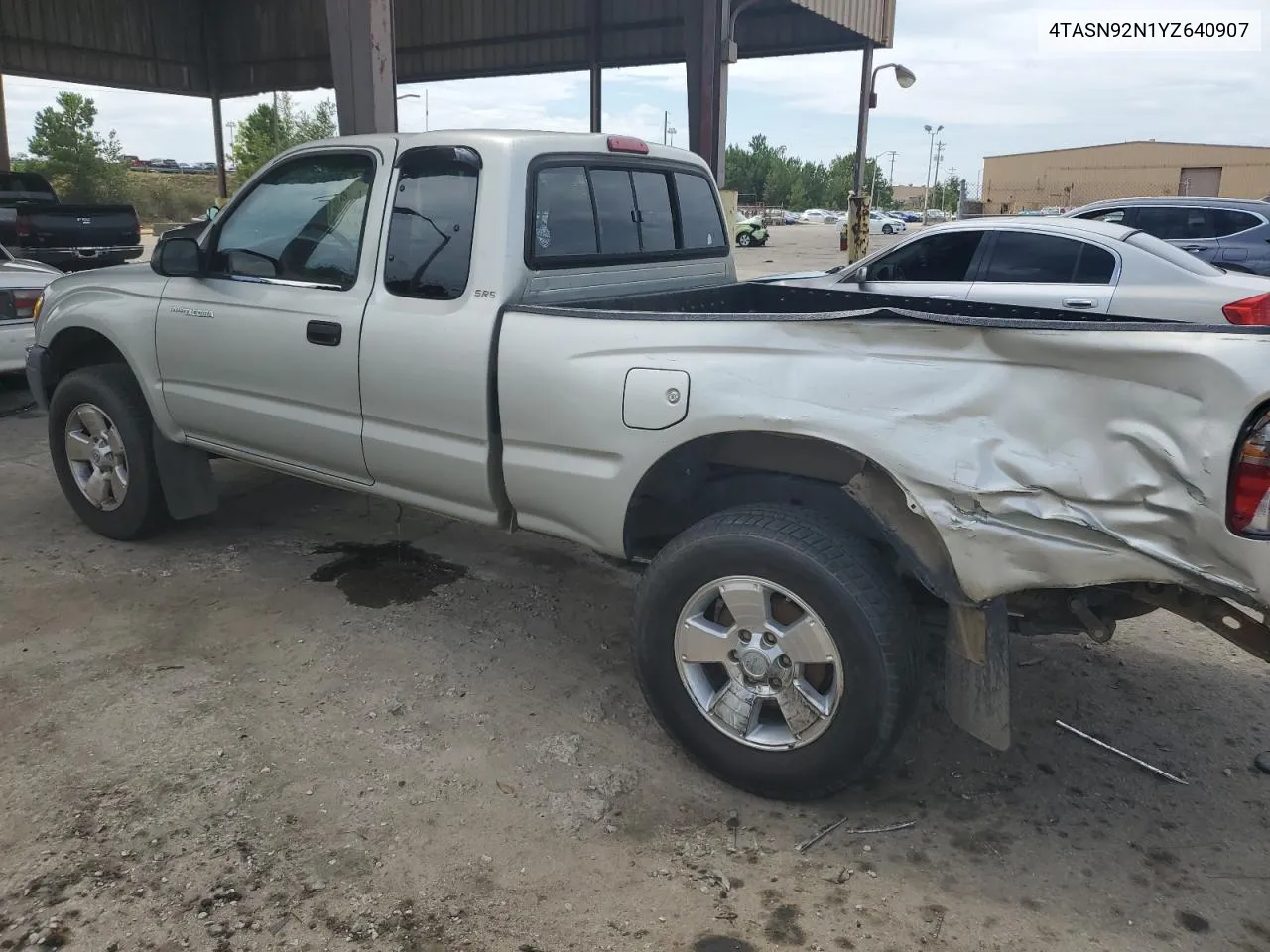 4TASN92N1YZ640907 2000 Toyota Tacoma Xtracab Prerunner