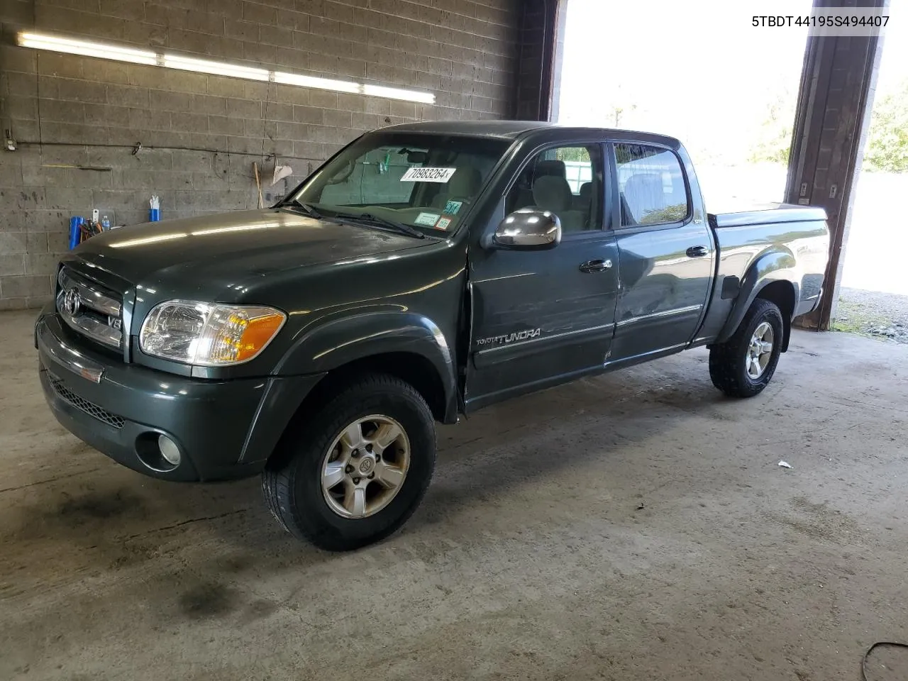 2005 Toyota Tundra Double Cab Sr5 VIN: 5TBDT44195S494407 Lot: 70983264