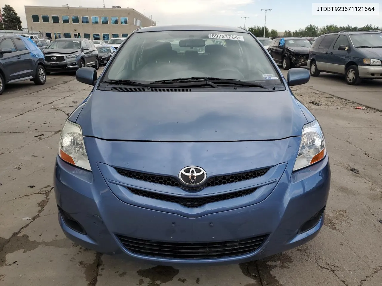 2007 Toyota Yaris VIN: JTDBT923671121664 Lot: 69721764