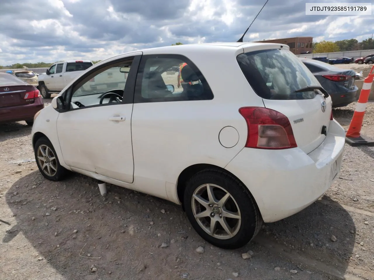 2008 Toyota Yaris VIN: JTDJT923585191789 Lot: 71765614