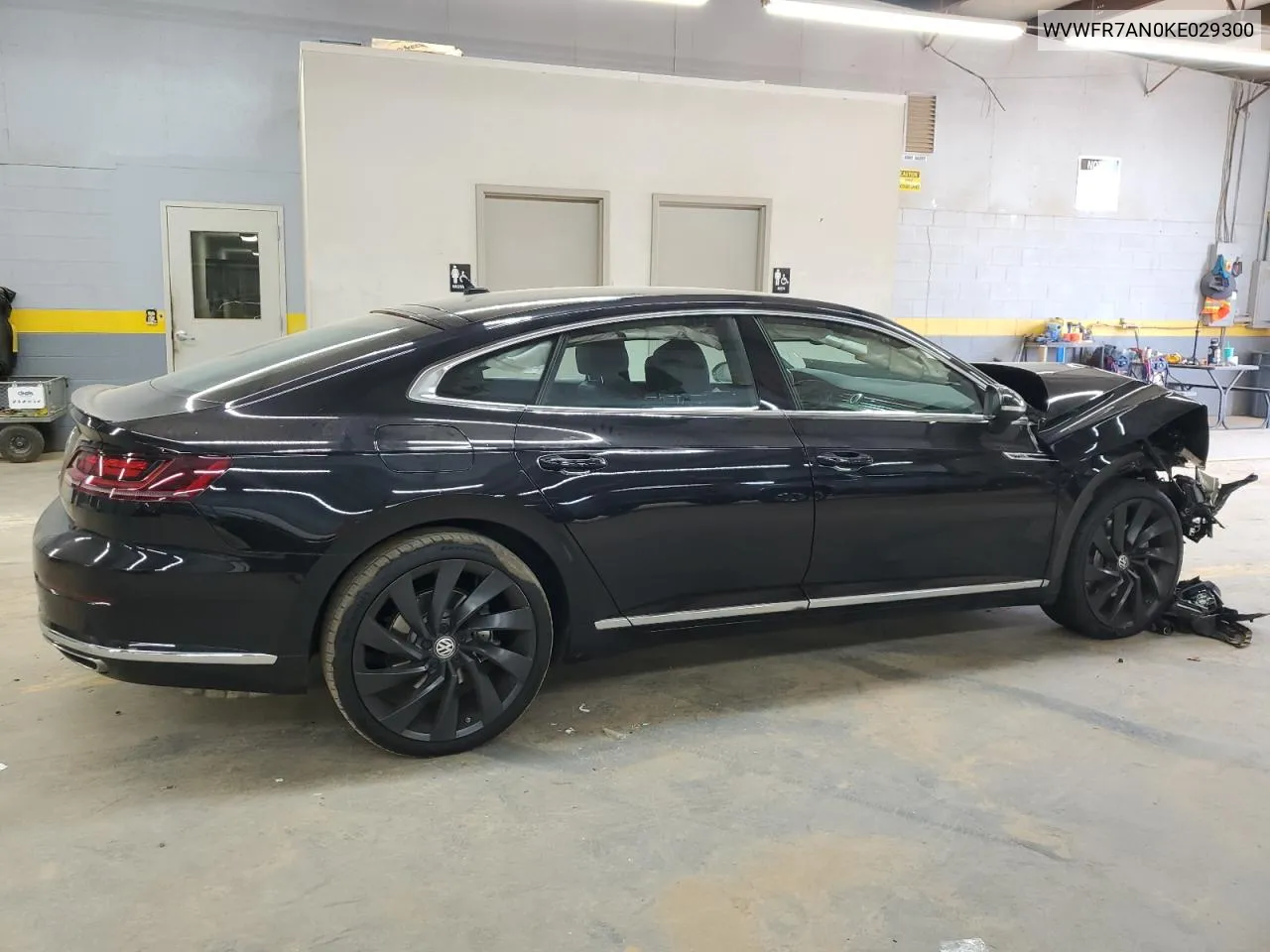 WVWFR7AN0KE029300 2019 Volkswagen Arteon Se