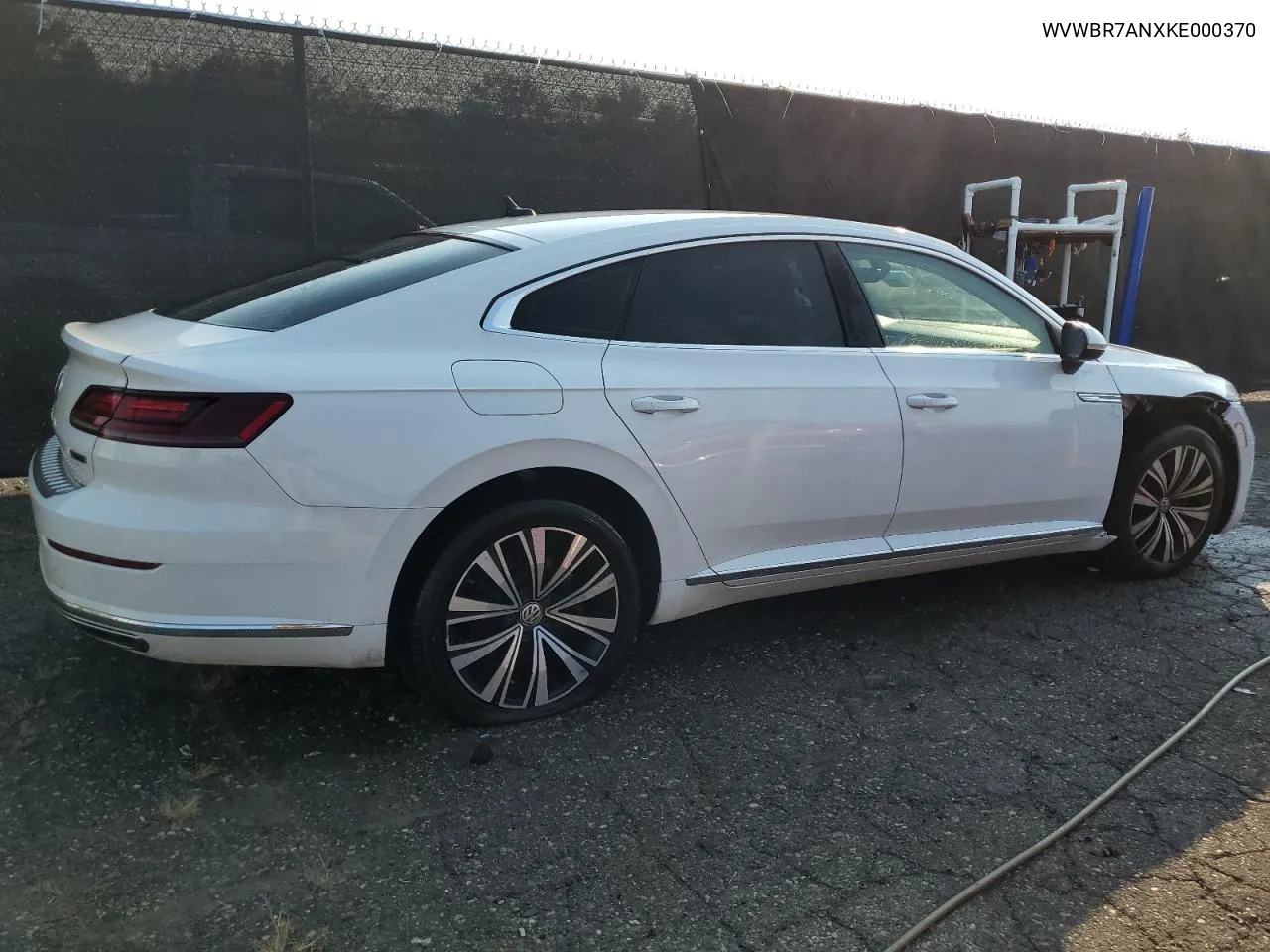 WVWBR7ANXKE000370 2019 Volkswagen Arteon Se