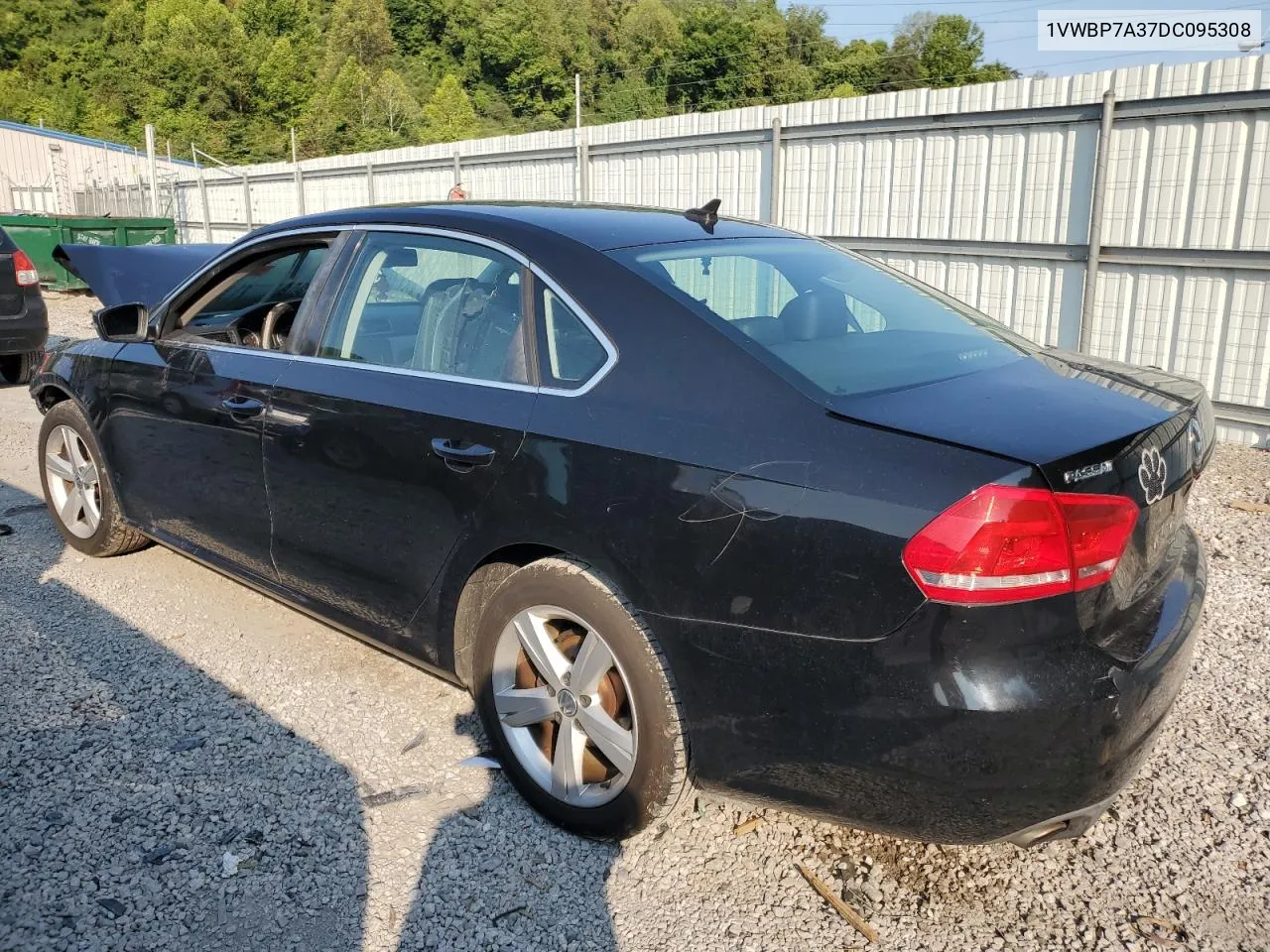 1VWBP7A37DC095308 2013 Volkswagen Passat Se