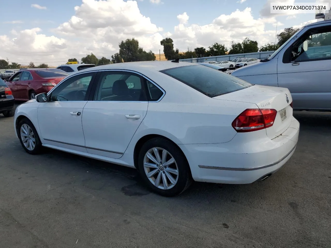 2013 Volkswagen Passat Sel VIN: 1VWCP7A34DC071374 Lot: 71318784