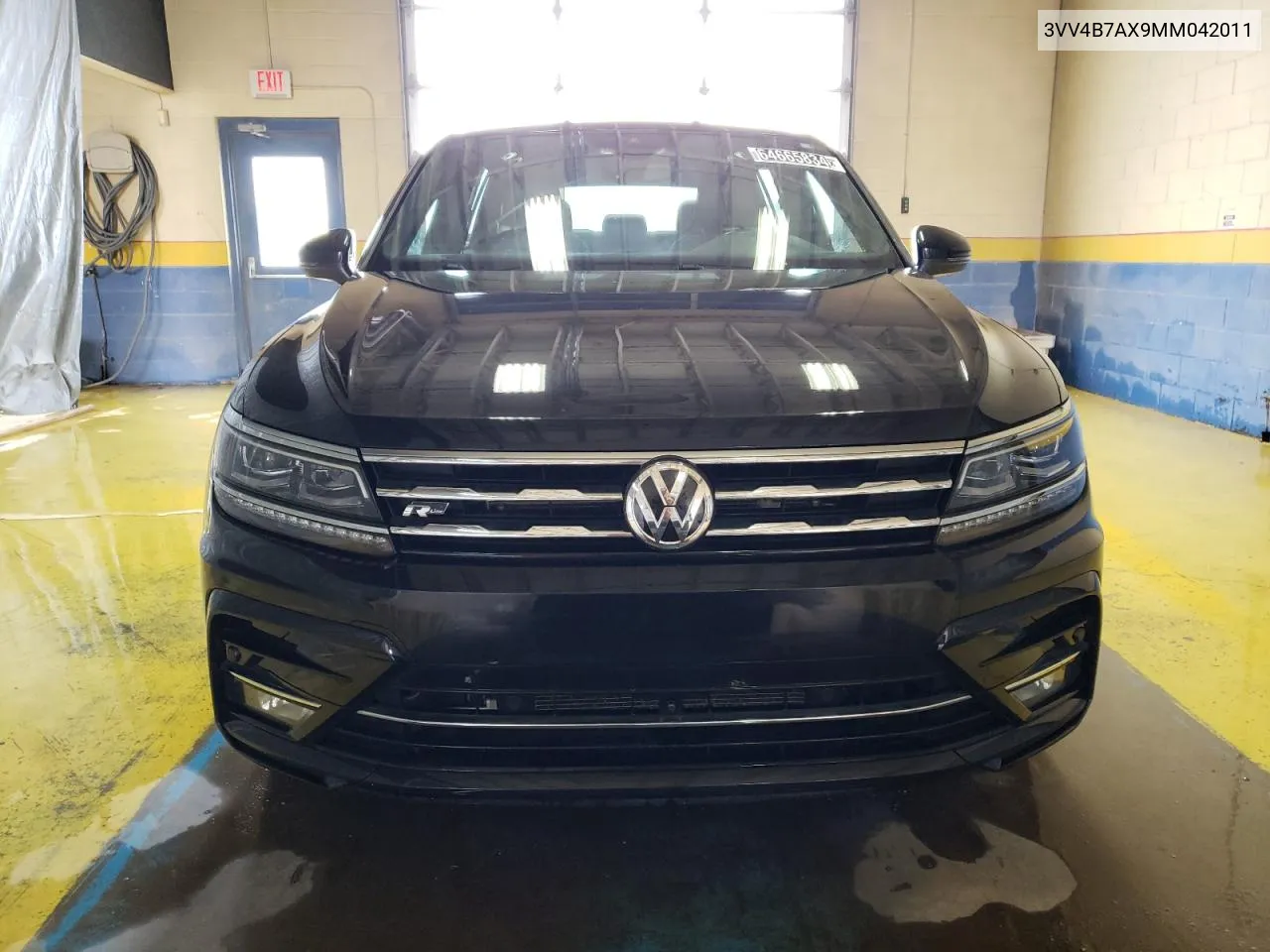 3VV4B7AX9MM042011 2021 Volkswagen Tiguan Sel Premium R-Line