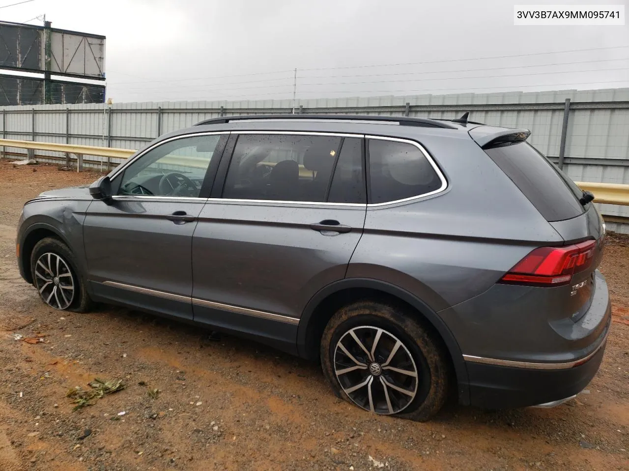 3VV3B7AX9MM095741 2021 Volkswagen Tiguan Se