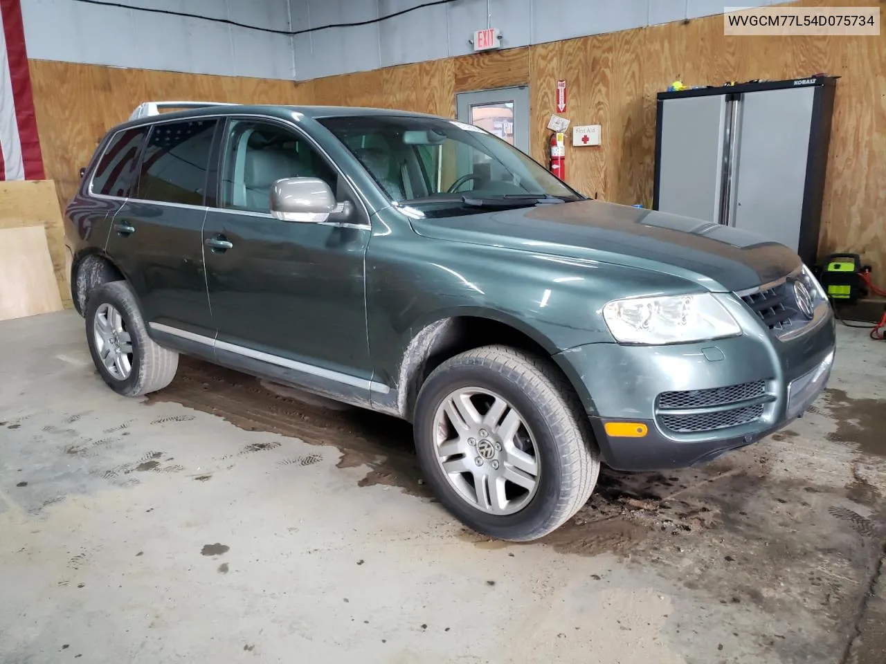 2004 Volkswagen Touareg 4.2 VIN: WVGCM77L54D075734 Lot: 61848684