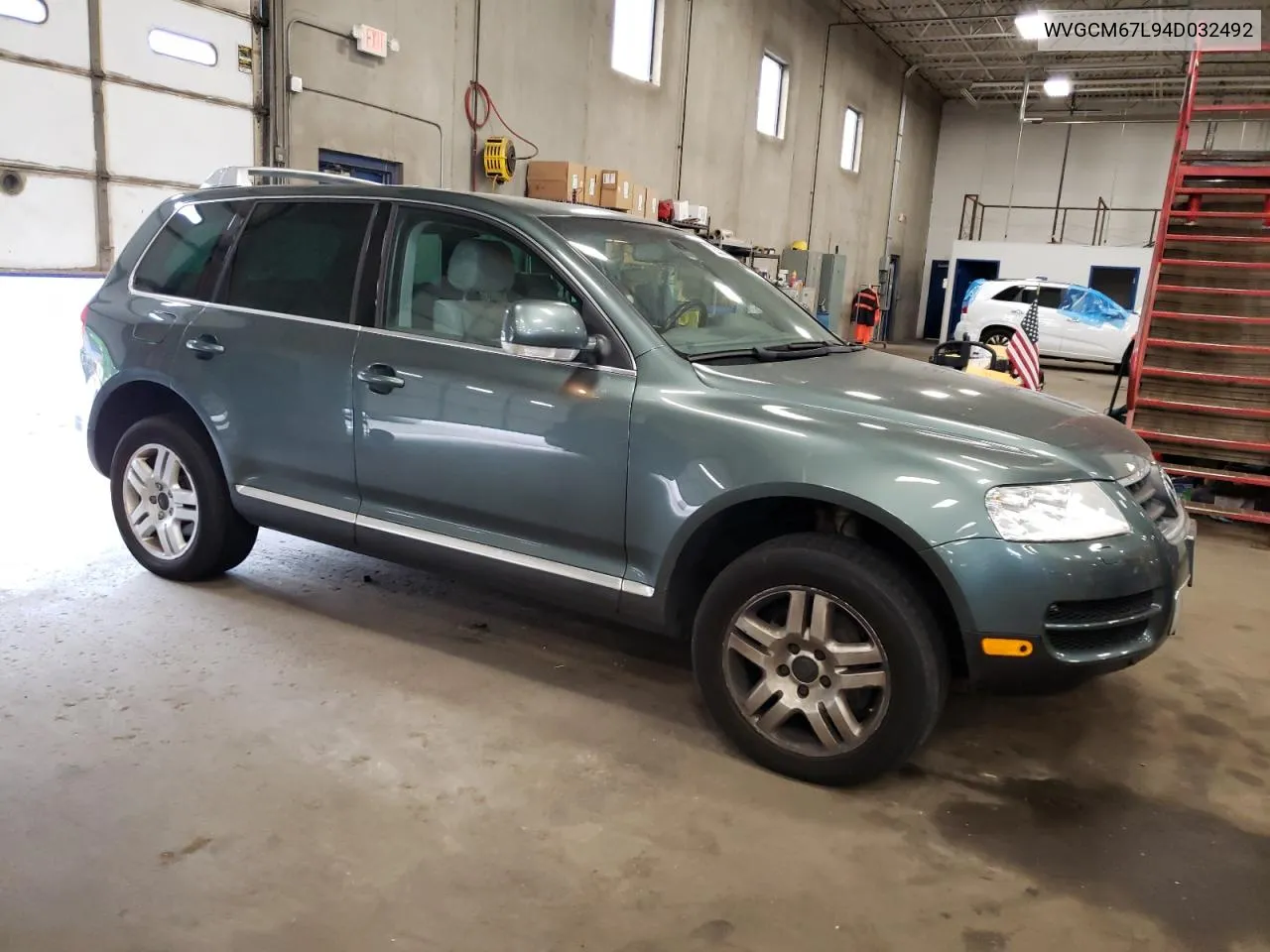 WVGCM67L94D032492 2004 Volkswagen Touareg 4.2