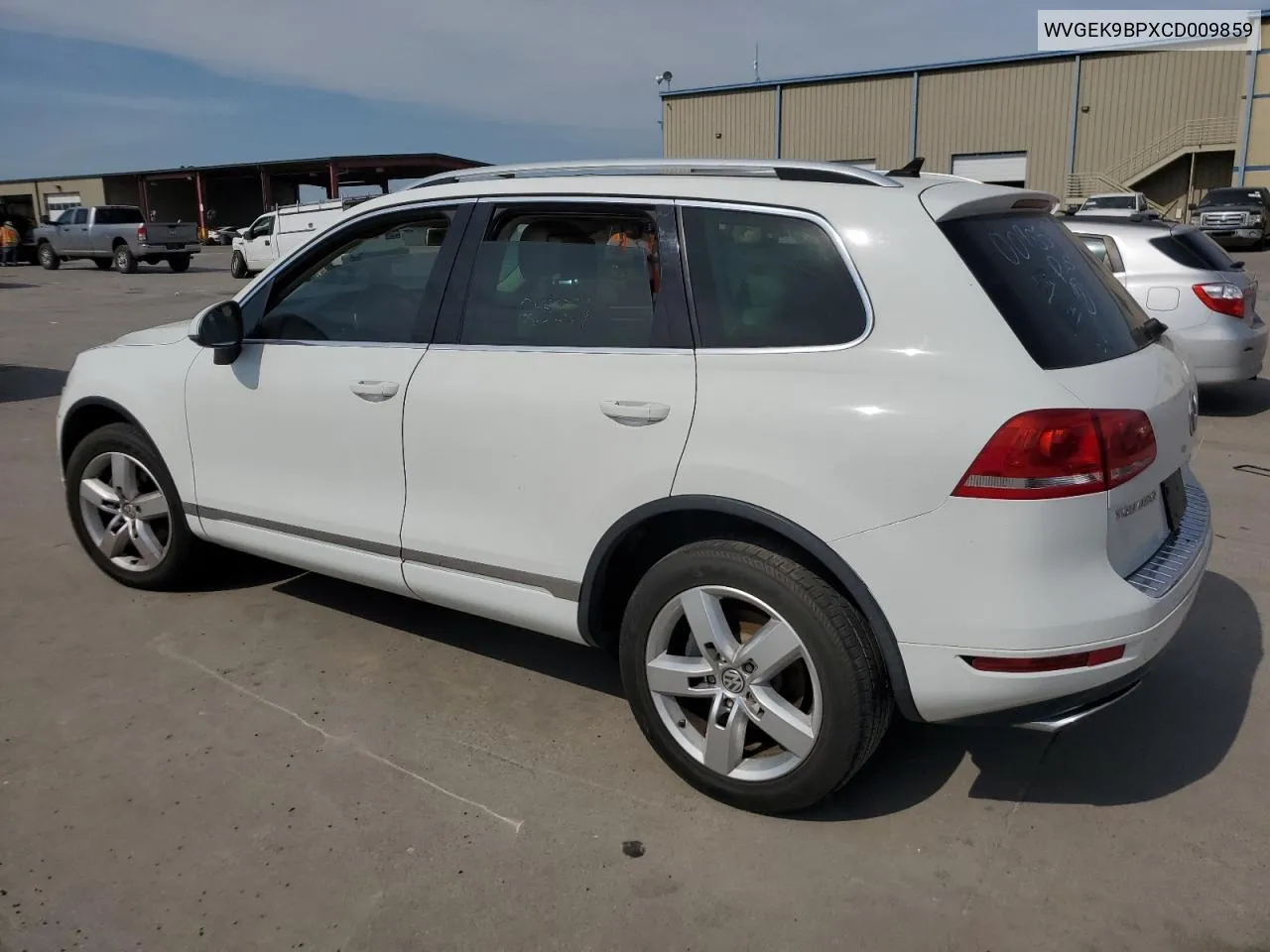 WVGEK9BPXCD009859 2012 Volkswagen Touareg V6 Tdi