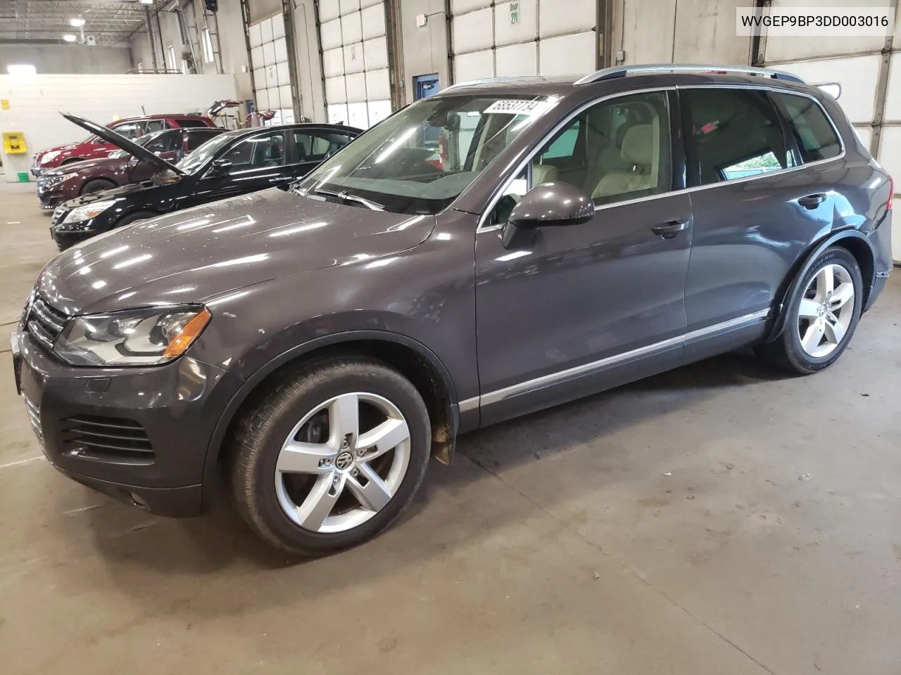 2013 Volkswagen Touareg V6 Tdi VIN: WVGEP9BP3DD003016 Lot: 68537734