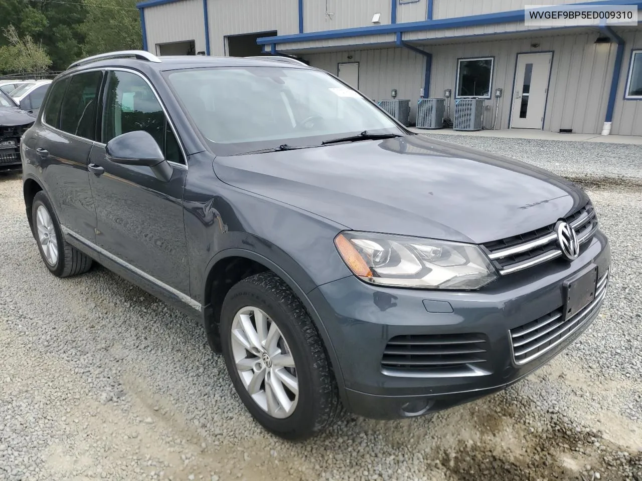 WVGEF9BP5ED009310 2014 Volkswagen Touareg V6