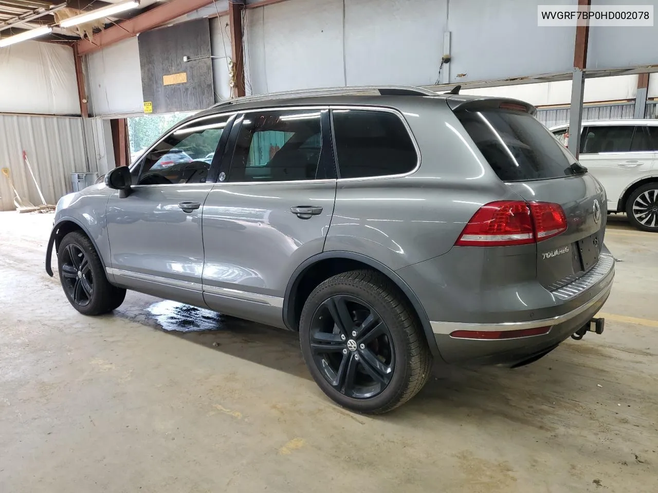 WVGRF7BP0HD002078 2017 Volkswagen Touareg Wolfsburg