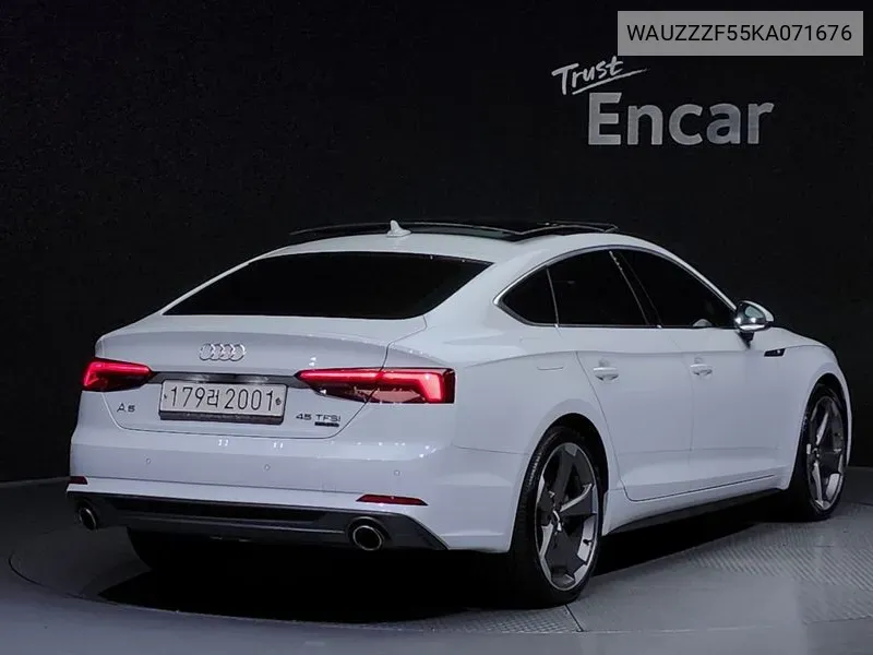 Audi A5 (F5) 45 Tfsi Quattro Sportback VIN: WAUZZZF55KA071676 Lot: 38171544