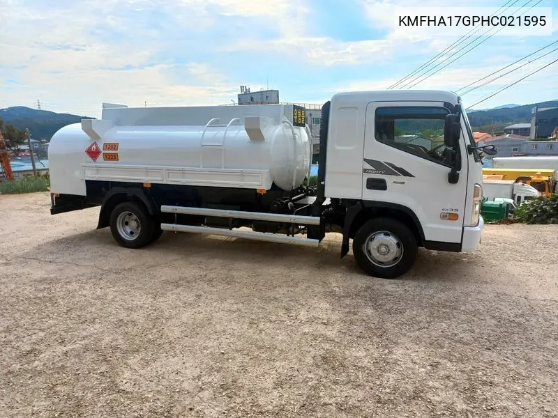 Hyundai E-Mighty Fuel/Liquid Tank Truck 3.5 Ton Supercap VIN: KMFHA17GPHC021595 Lot: 38189494