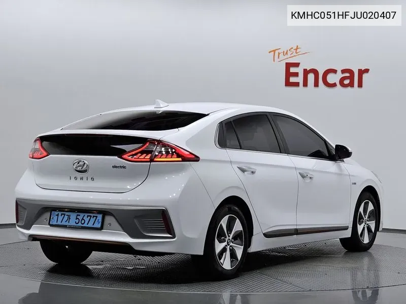 Hyundai Ioniq Electric Q VIN: KMHC051HFJU020407 Lot: 38176064