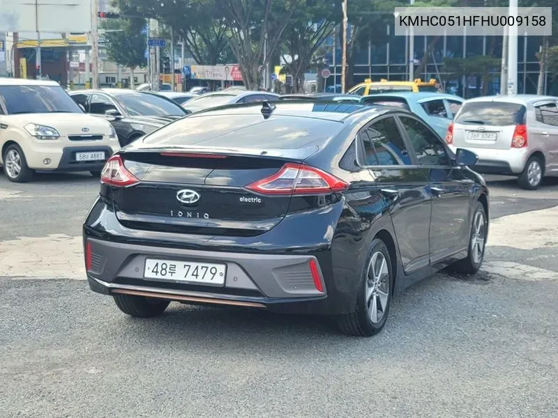 KMHC051HFHU009158 Hyundai Ioniq Electric Q