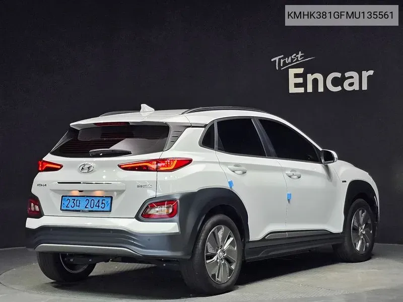 Hyundai Kona Electric Premium VIN: KMHK381GFMU135561 Lot: 38043234