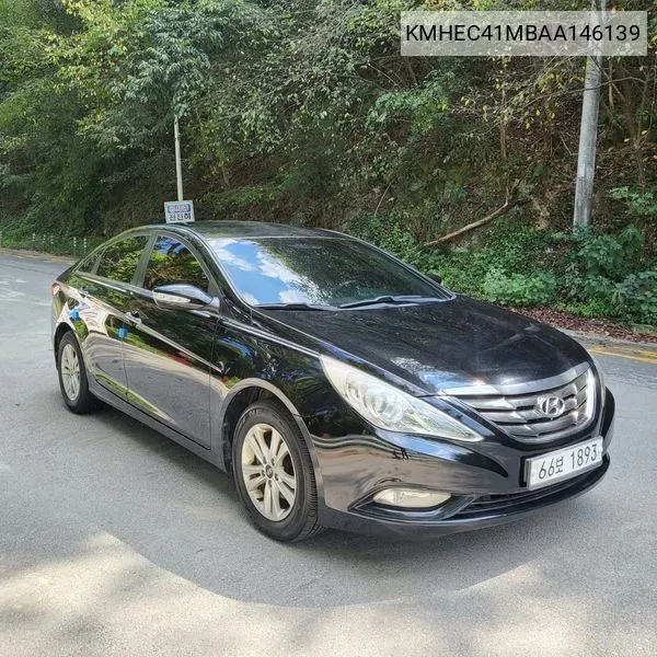 Hyundai Yf Sonata Lpi Top VIN: KMHEC41MBAA146139 Lot: 38181114