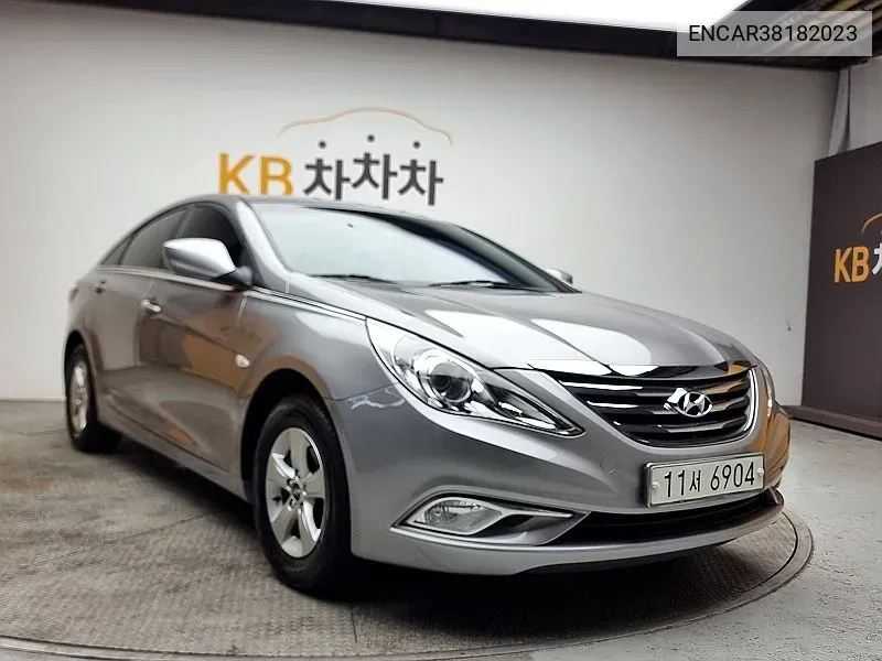 Hyundai Sonata The Brilliant Lpi Style VIN: ENCAR38182023 Lot: 38182023