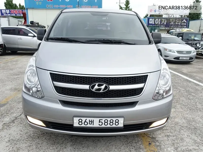 Hyundai Grand Starex 5-Seater Van Cvx Premium VIN: ENCAR38136872 Lot: 38136872