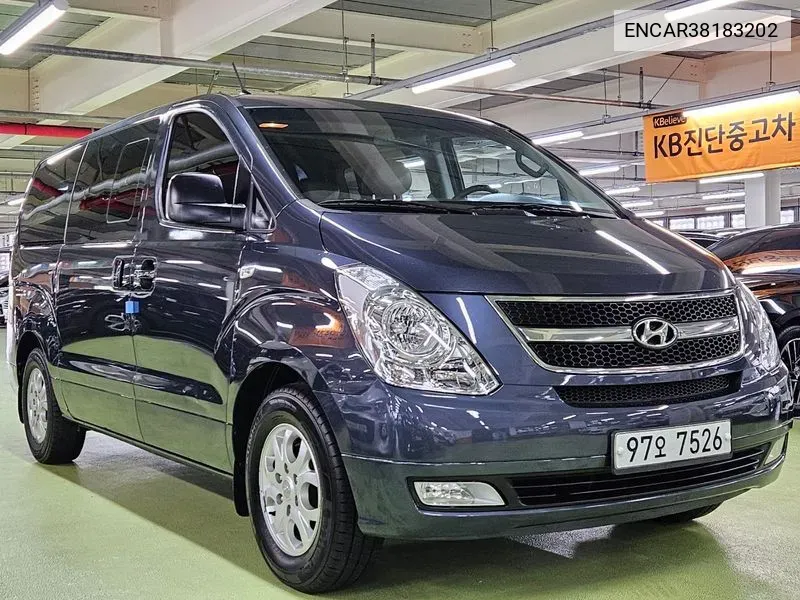 Hyundai Grand Starex 5-Seater Van Cvx Premium VIN: ENCAR38183202 Lot: 38183202