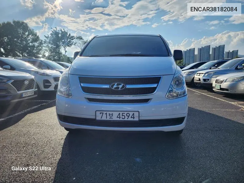 Hyundai Grand Starex 12-Seater Wagon Cvx Deluxe VIN: ENCAR38182084 Lot: 38182084