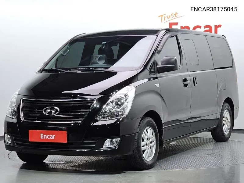 ENCAR38175045 Hyundai Grand Starex 5-Seater Van Modern