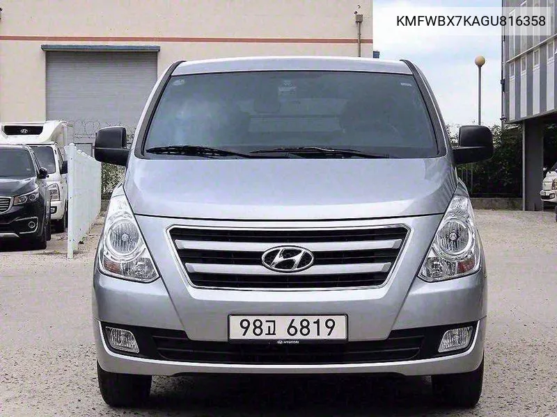 Hyundai Grand Starex 5-Seater Van Smart VIN: KMFWBX7KAGU816358 Lot: 38175997