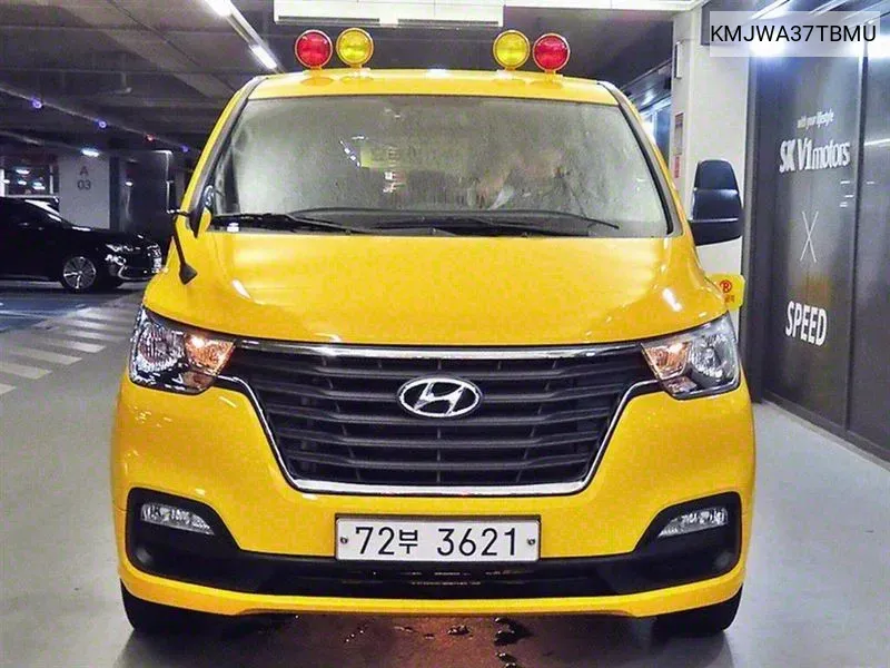 Hyundai The New Grand Starex Child Protection Car Lpi VIN: KMJWA37TBMU Lot: 38184070