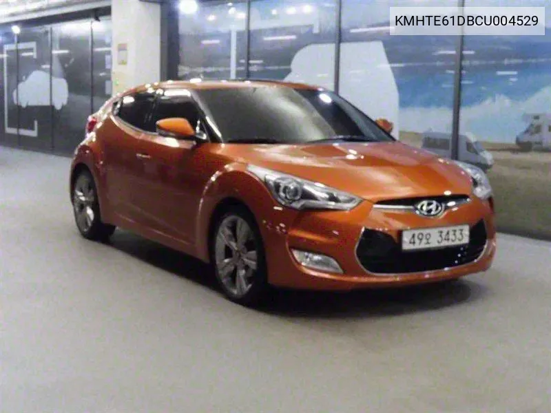 Hyundai Veloster Extreme VIN: KMHTE61DBCU004529 Lot: 38183345