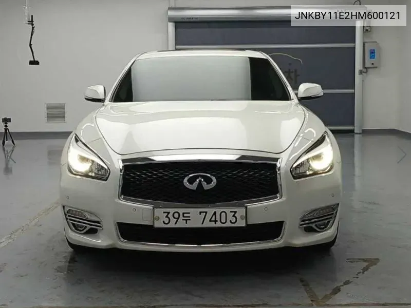 Infiniti Q70 3.7 Style VIN: JNKBY11E2HM600121 Lot: 38198300