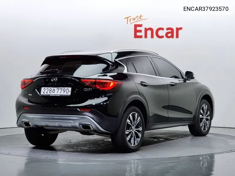 ENCAR37923570 Infiniti Qx30 2.0 Essential Awd