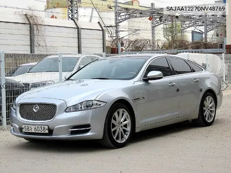 SAJAA1227DNV48769 Jaguar All New Xj 3.0D Premium Luxury Swb X351