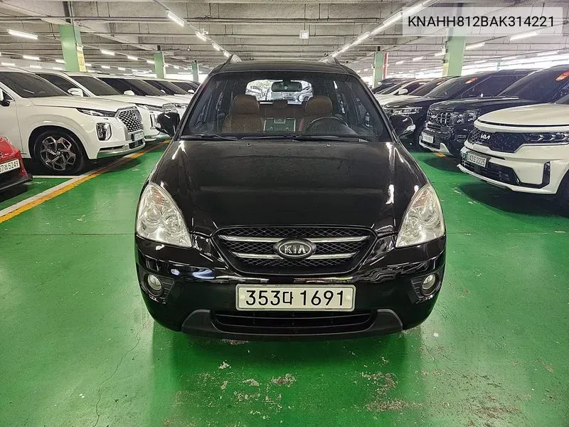 Kia New Carens Lpi 2.0 Glx Top-Of-The-Line Model VIN: KNAHH812BAK314221 Lot: 38181800