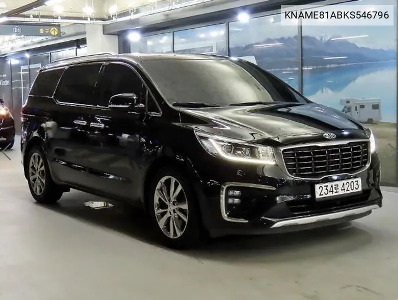 KNAME81ABKS546796 Kia The New Carnival 9-Seater Noblesse