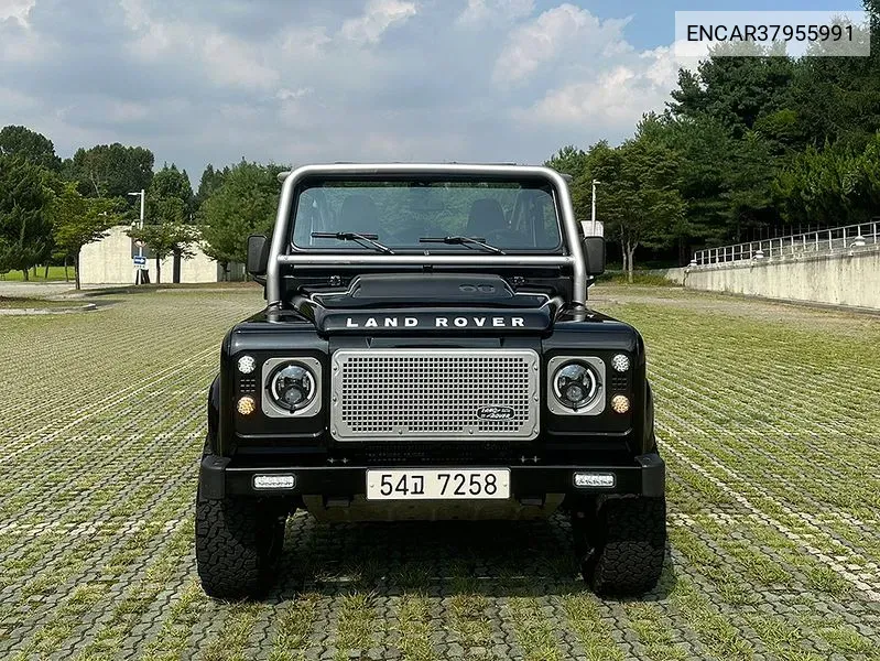 Land Rover Defender 90, 2009 VIN: ENCAR37955991 Lot: 37955991