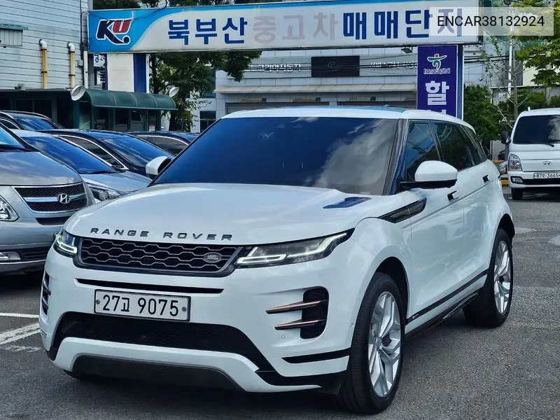 Land Rover Range Rover Evoque 2Nd Generation D180 R-Dynamic Se VIN: ENCAR38132924 Lot: 38132924