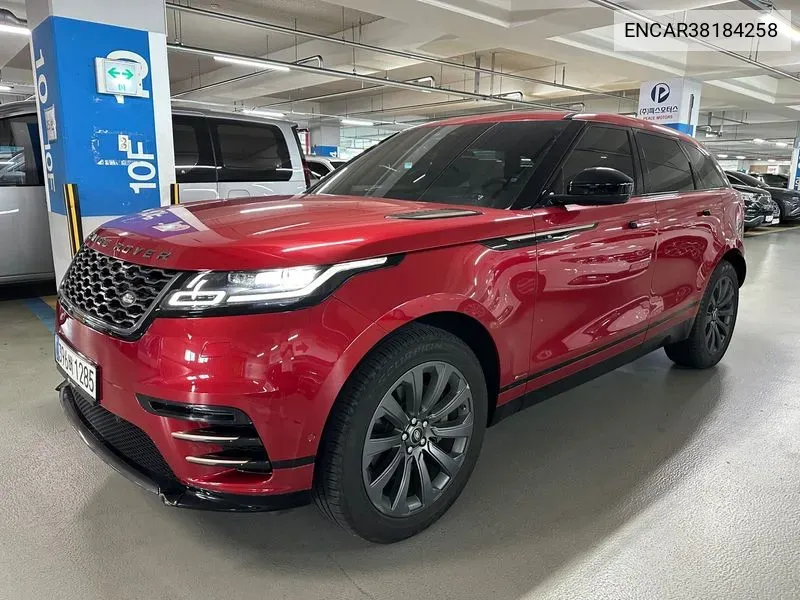 Land Rover Range Rover Velar 3.0 D300 R-Dynamic Se VIN: ENCAR38184258 Lot: 38184258