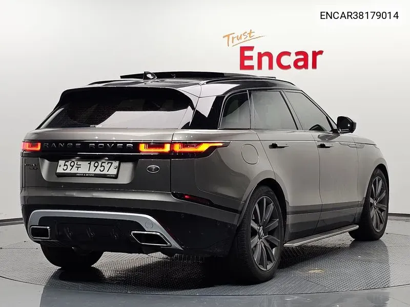 Land Rover Range Rover Velar 3.0 D300 R-Dynamic Hse VIN: ENCAR38179014 Lot: 38179014