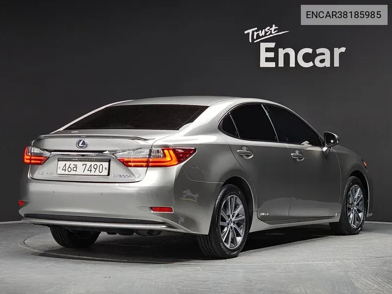 Lexus New Es300H Supreme Xv60 VIN: ENCAR38185985 Lot: 38185985