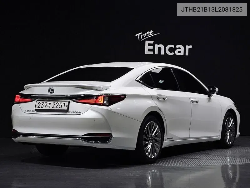 JTHB21B13L2081825 Lexus Es300H 7Th Generation Luxury Plus