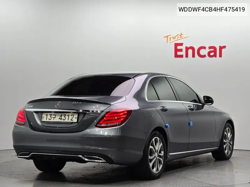 Mercedes C-Class W205 C200 Avantgarde VIN: WDDWF4CB4HF475419 Lot: 38175300