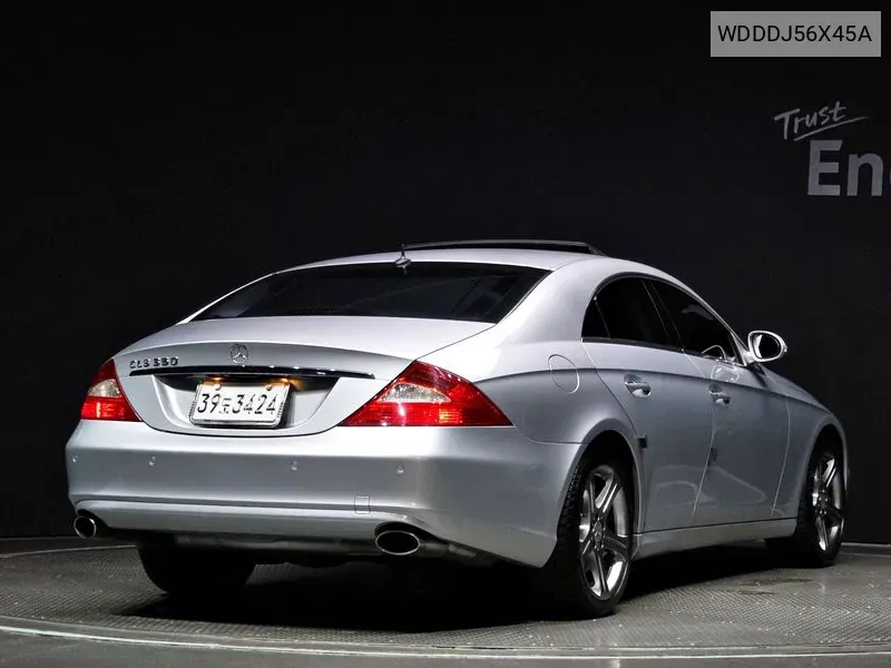 Mercedes Cls-Class W219 Cls350 VIN: WDDDJ56X45A Lot: 38127764