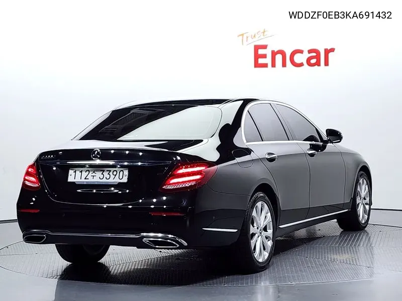 Benz E-Class W213 E220D Exclusive VIN: WDDZF0EB3KA691432 Lot: 38189495