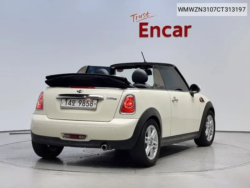 Mini Cooper Convertible Basic 2Nd Generation VIN: WMWZN3107CT313197 Lot: 38185842