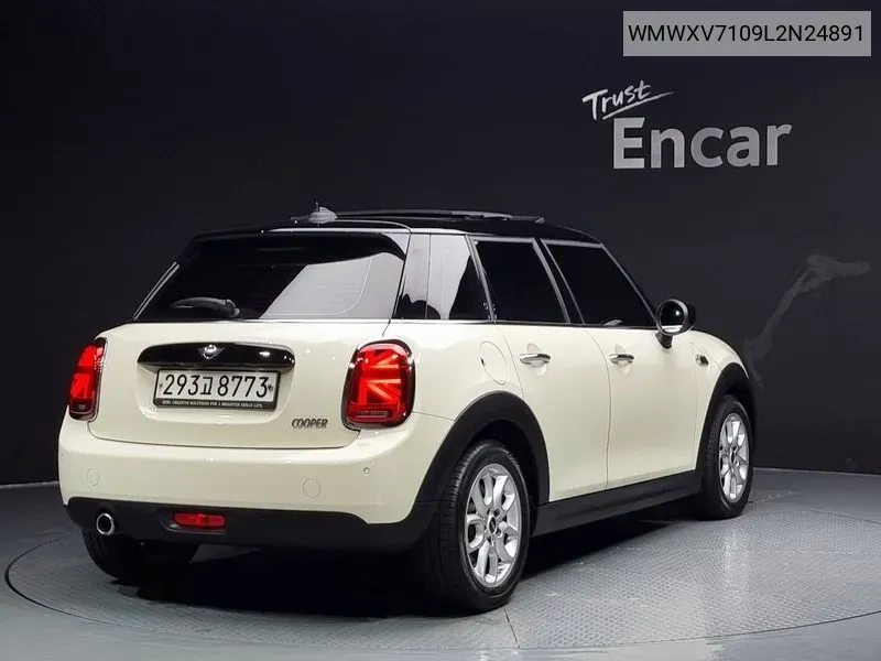 Mini Cooper 5-Door High 3Rd Generation VIN: WMWXV7109L2N24891 Lot: 38177026